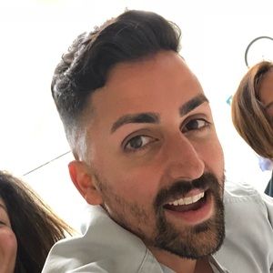 Meet your Posher, Rishi